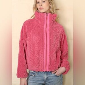 Dylan Sherpa So Cosy pink cable knit zip front jacket. Medium